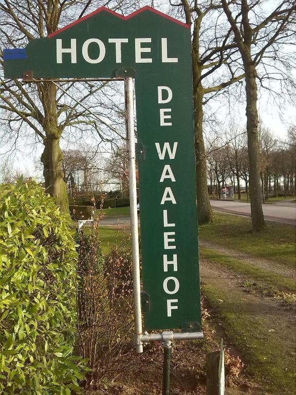 Hotel De Waalehof Jipsinghuizen Экстерьер фото